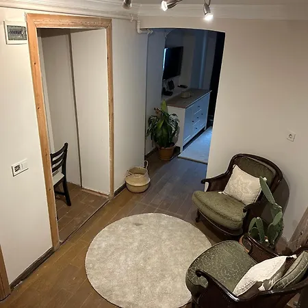 Hotel Tarihi *